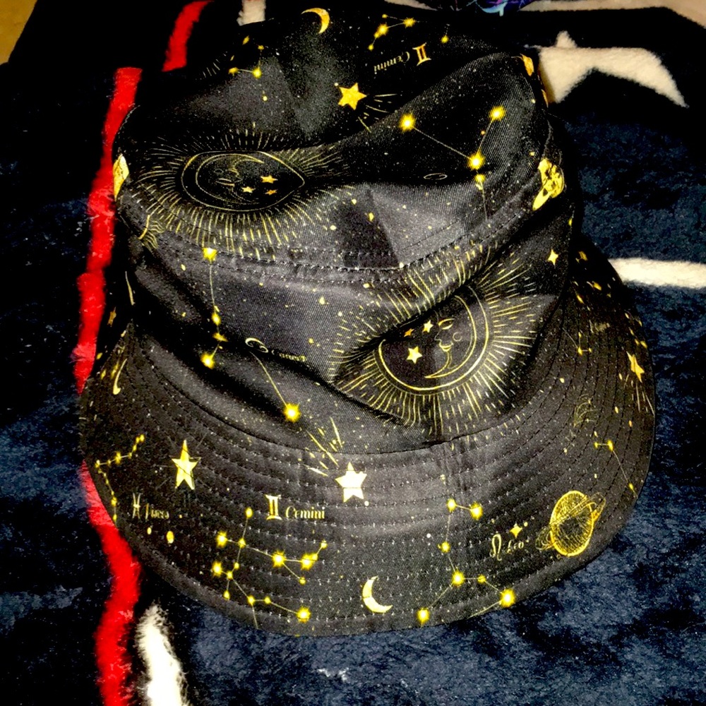 has planets and astronomer signs gemini so and so...